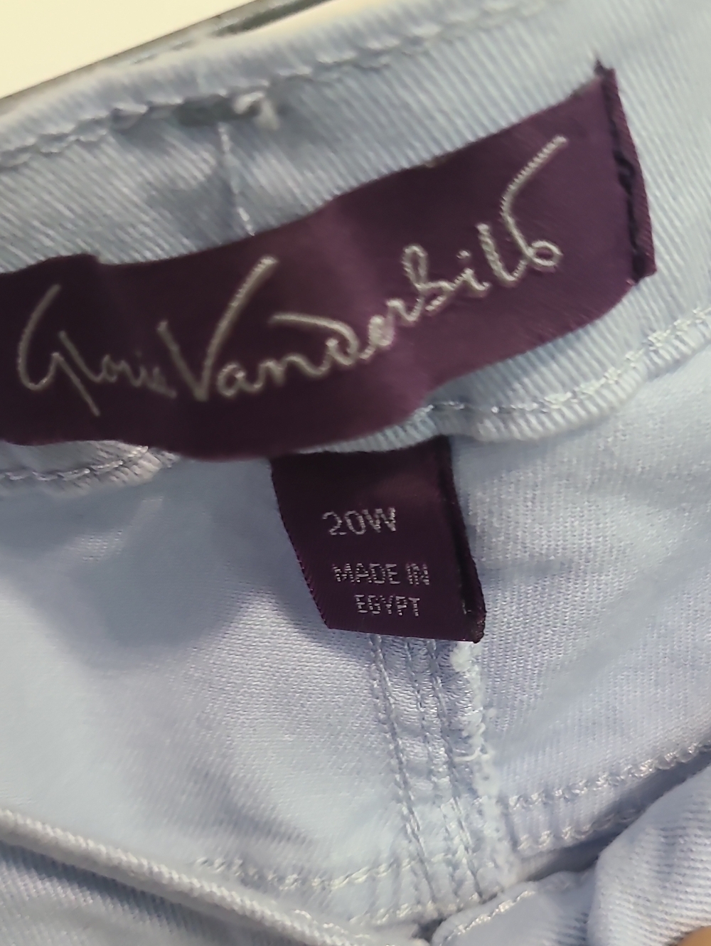 Gloria Vanderbilt Amanda Slimming Jeans - Light Blue - Picture 4 of 5